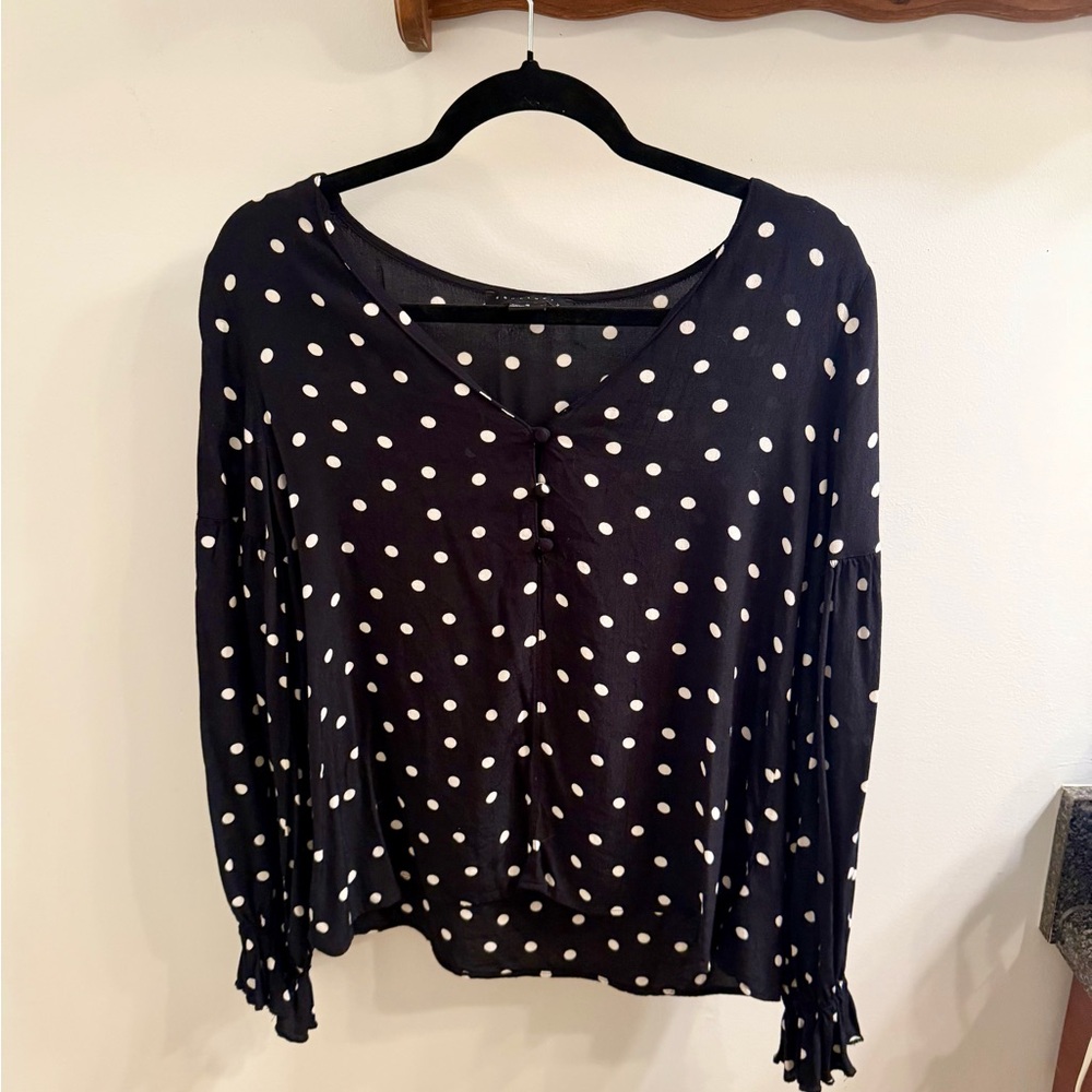 Sanctuary Black and White Polka Dot Blouse Size Small